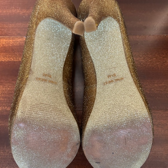 Nine West Gold Glitter Peeptoes - Picture 6 of 8